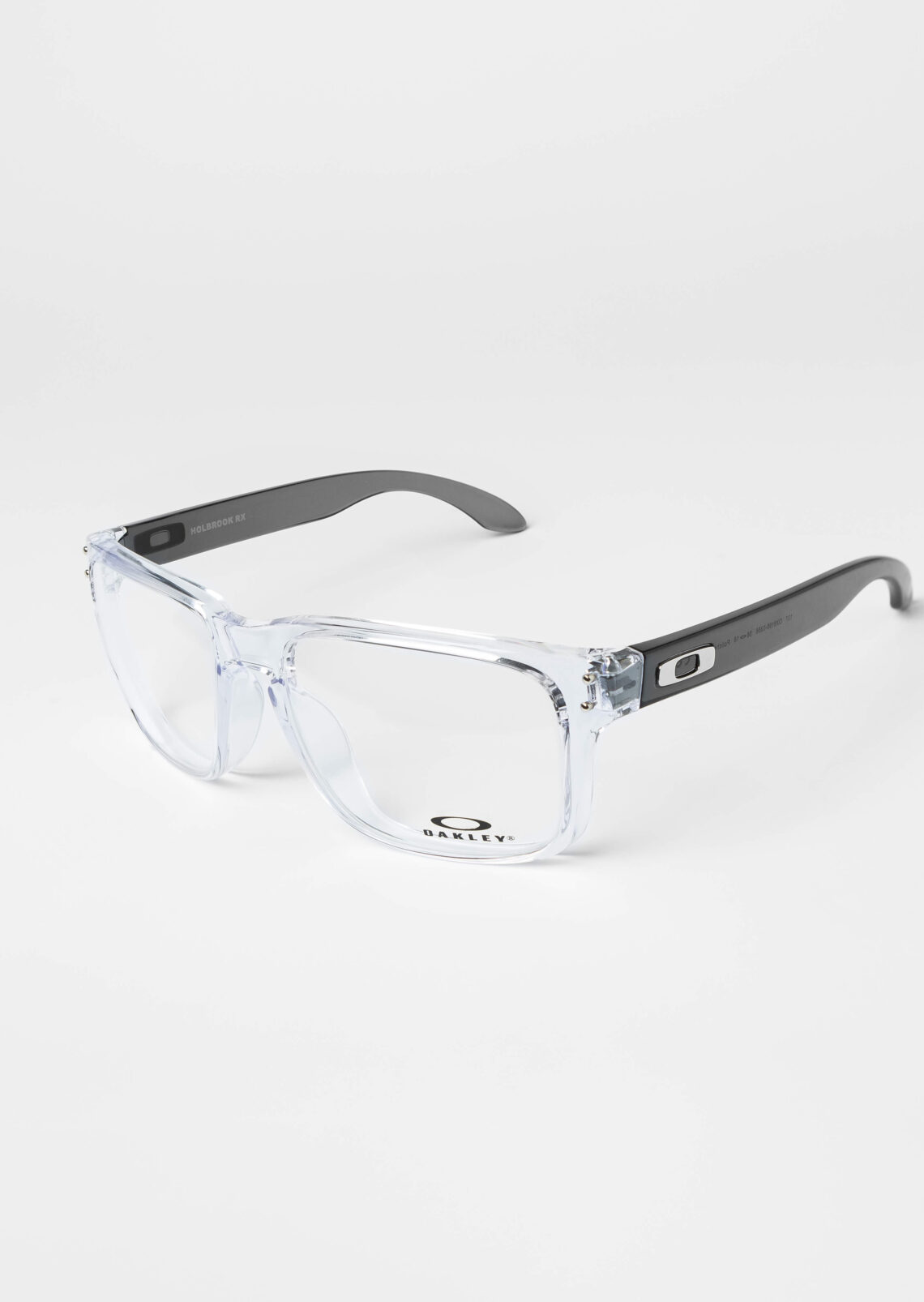 Oakley фото сбоку